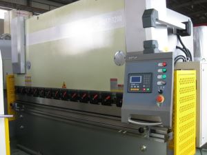 WC67K hüdraulilist Servo mootor Press piduri-125T3200