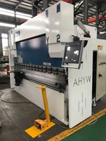 Yawei AHYW 4-teljega CNC hübriid-pressratas 3M