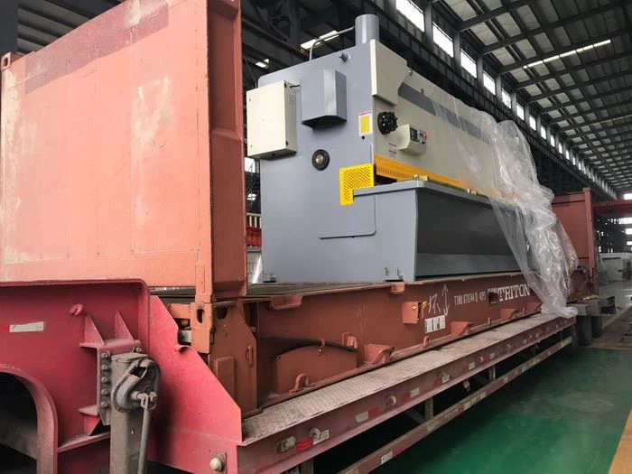 AHYW Yawei 12mm 6m metal sheet guillotine shear china  factory delivery